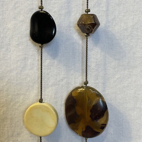 Exotic Stone, Glass and Metal Bead Necklace With Complimenting Earings 37" Long - Picture 5 of 10